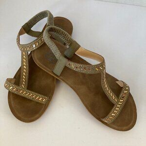 Sandals by Daisy Fuentes